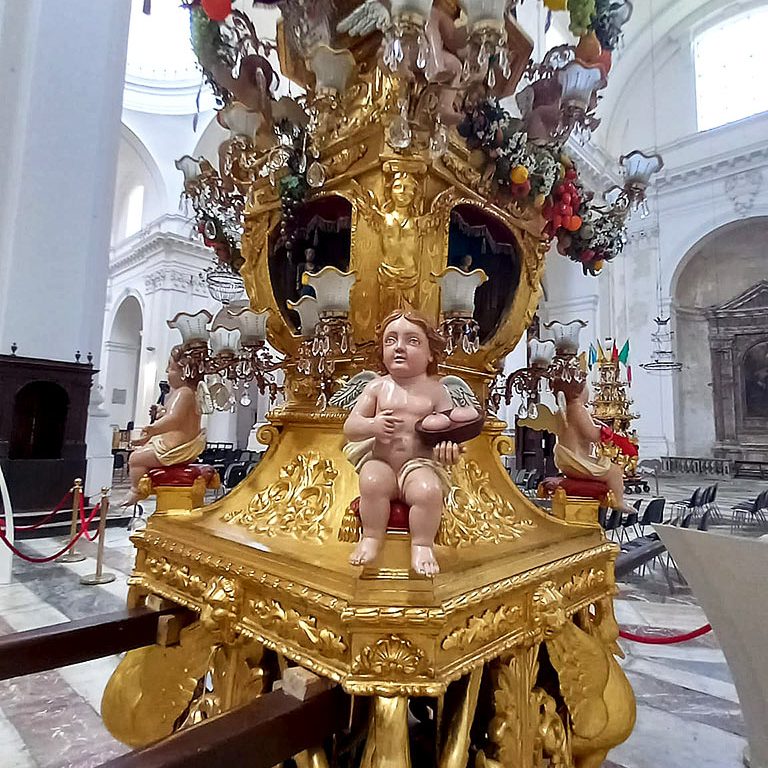с частным гидом по Катания